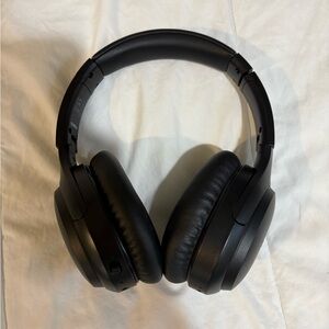 Black Over-Ear Wireless Boltune Headphones with Foldable Design & Compact Case